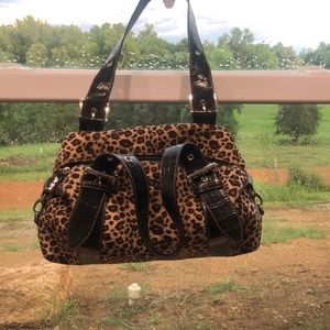 Leopard print pocketbook
